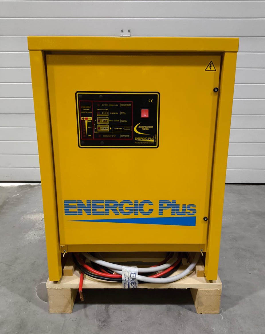Зарядное устройство Energic Plus 138TA4159 внешнее 80В 120А 3-фазное