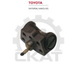 Цилиндр тормозной колесный Toyota 7-8FD(A)/FG(A)35-50, левый