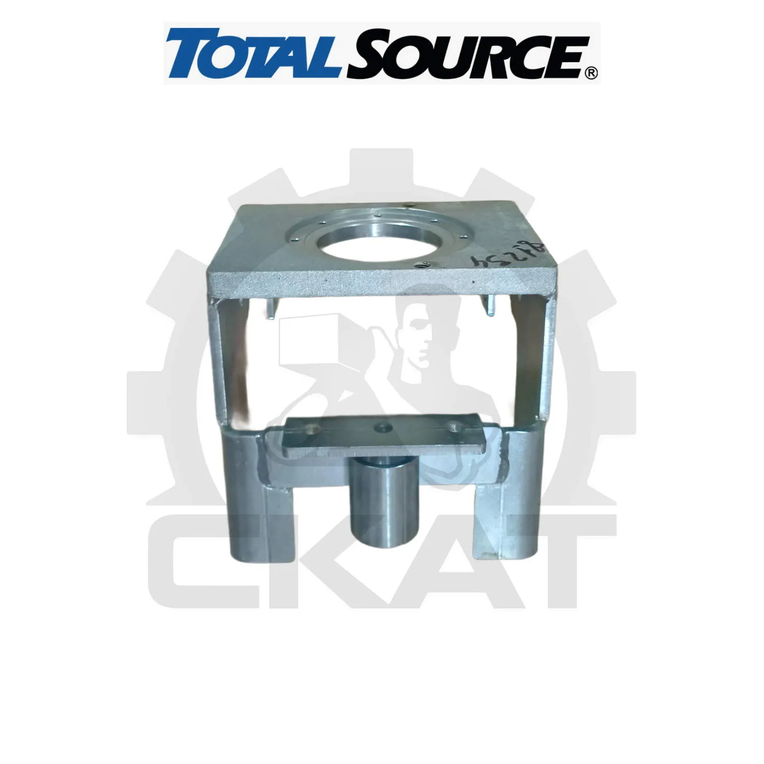 Кронштейн редуктора колеса ведущего Total Source (8952954)