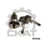 Личинка замка зажигания Toyota с ключами