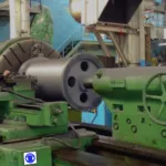 Стикер безопасности "Работать в защитных наушниках ", "Шумное производство", 66х66 мм На клейкой основе