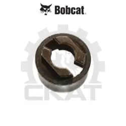 Втулка фиксатора двери Bobcat S175