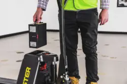 Самоходная электрическая сопровождаемая тележка (рохля) li-ion Hyster PC1.5