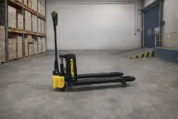 Самоходная электрическая сопровождаемая тележка (рохля) li-ion LIFTTRUCK EPT15H